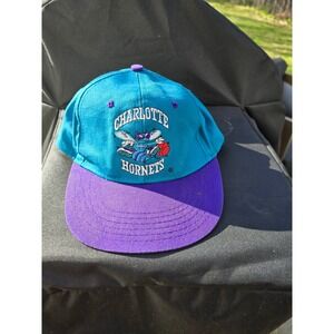 Vintage Charlotte Hornets NBA Snapback Hat Teal Purple Embroidered Boys Cap